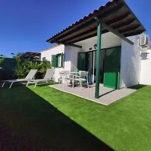 private-bungalow-a-200-meters-to-yumbo-center.in-canary-islands.com/